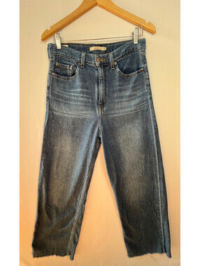 Levi’s High Loose Jeans Womens 28 High Rise Wide Leg Raw Hem Light Wash Denim